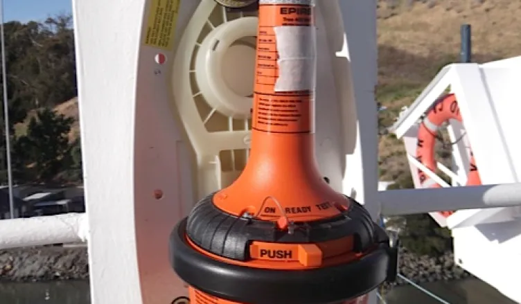 SERVICE Services and Installation 9 epirb